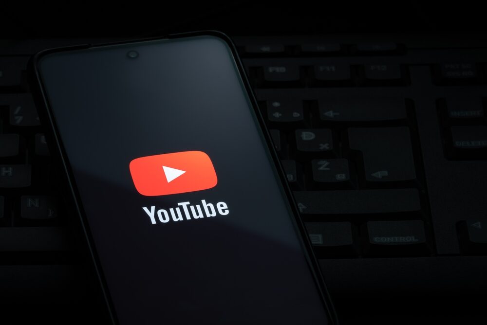 YouTube test pulsante non mi piace